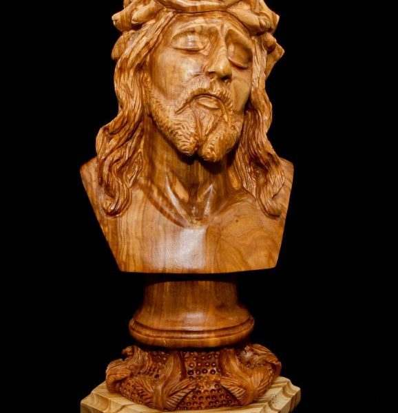 Head of Jesus medium 1