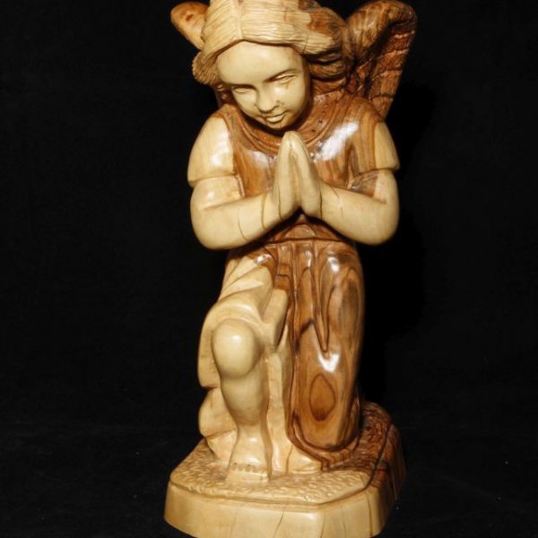 kneeling angel big 1